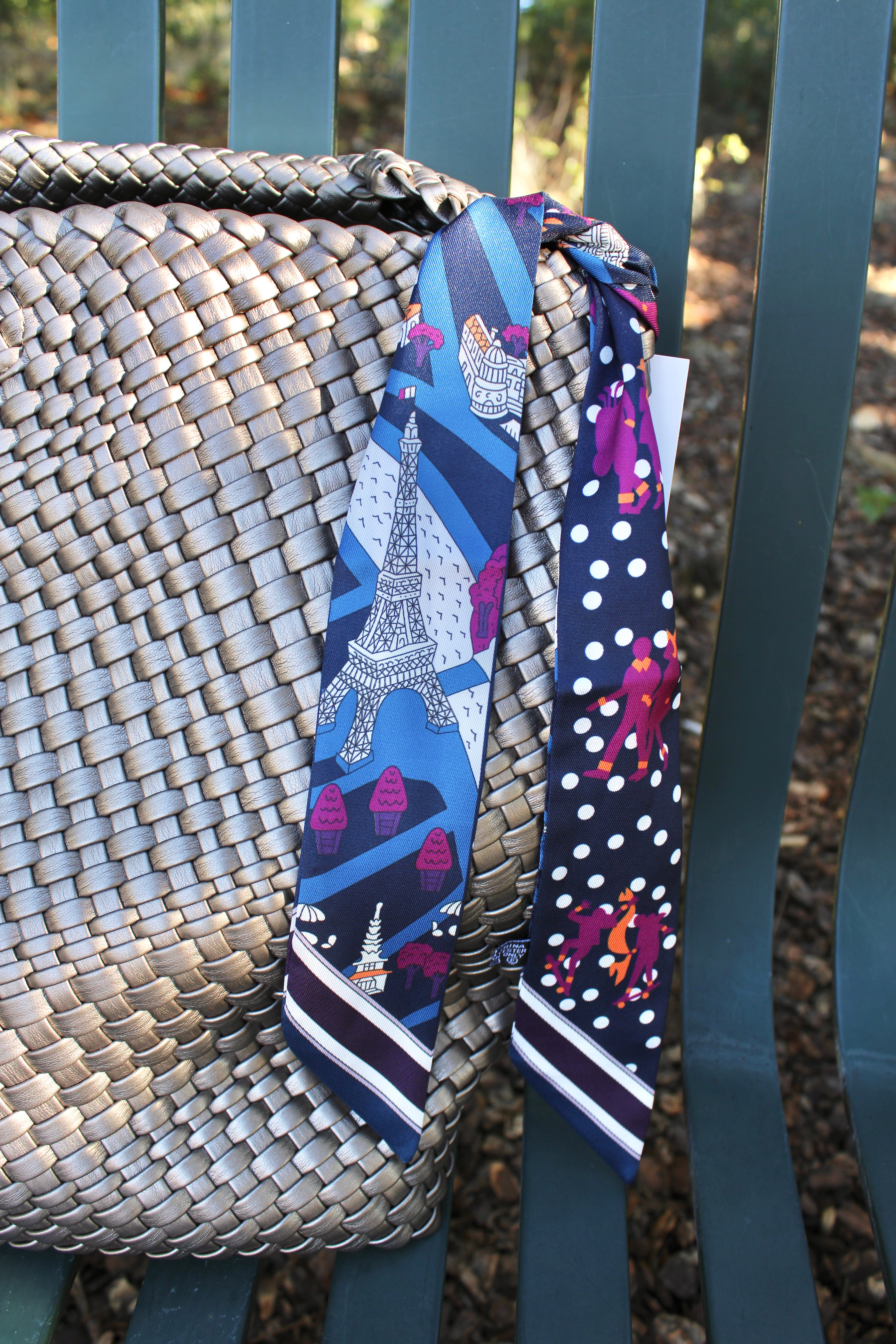 Eiffel Tower Scarf (Navy)