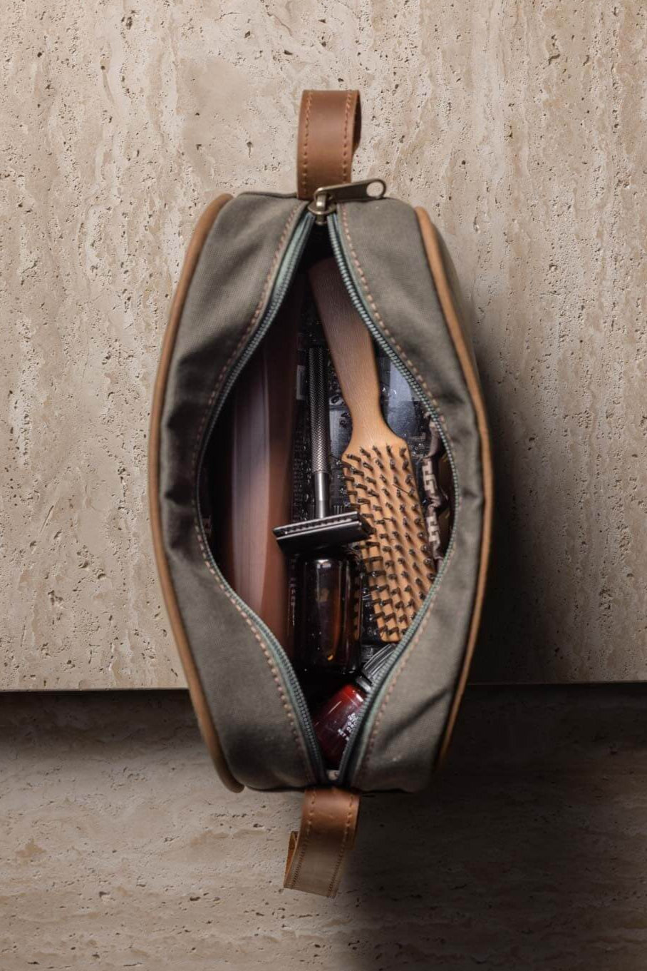 Jon Hart - JH Shave Kit (Olive Canvas)