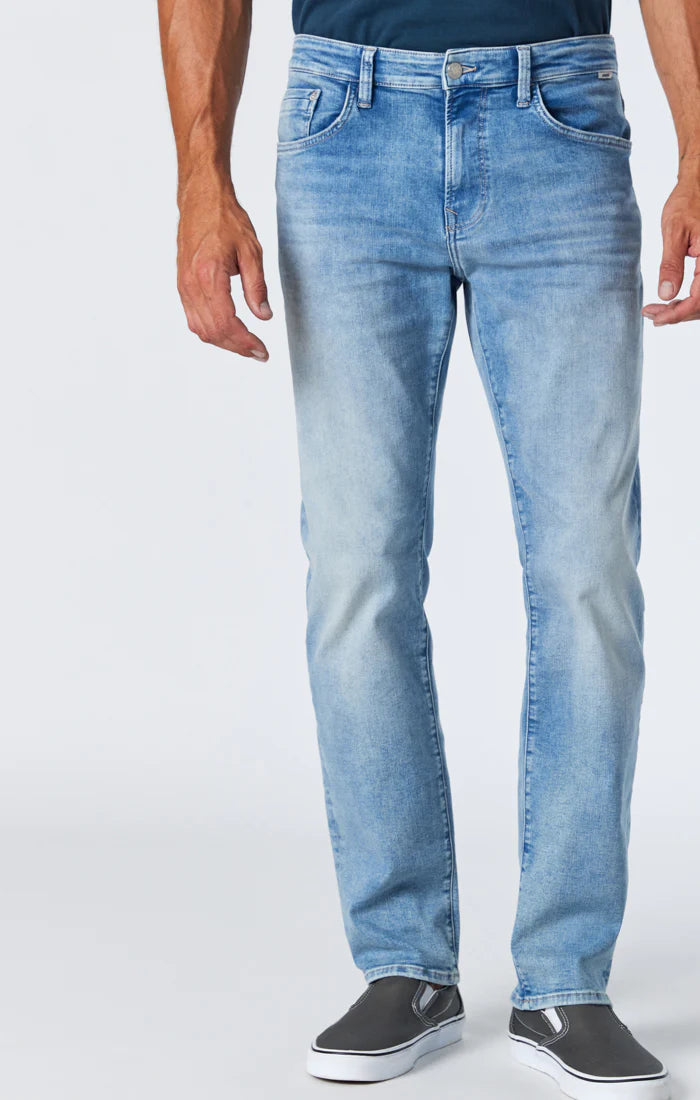 MAVI - Zach Straight Leg (Light Foggy Feather Blue)