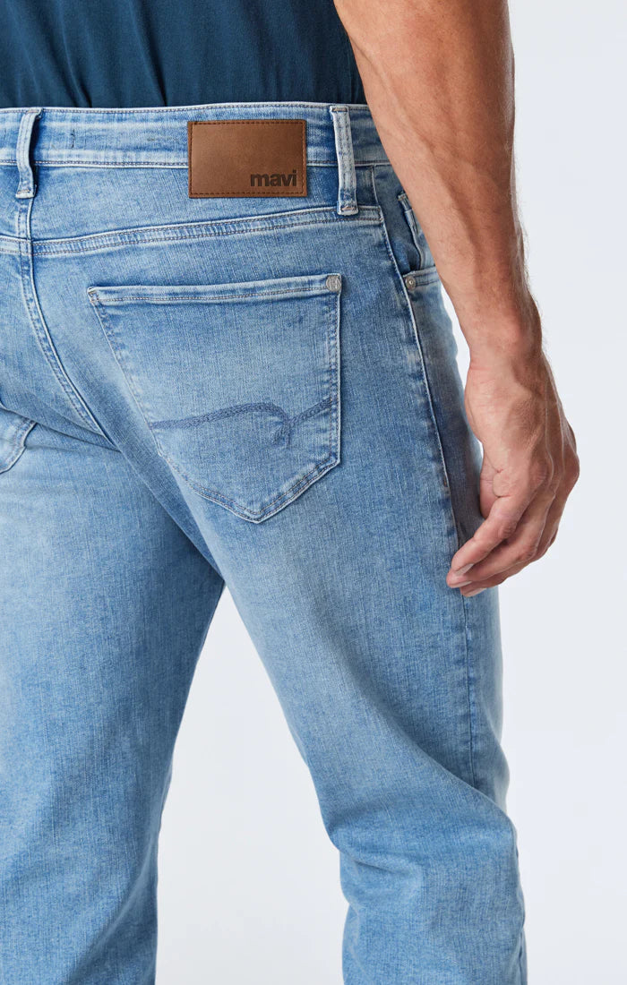 MAVI - Zach Straight Leg (Light Foggy Feather Blue)