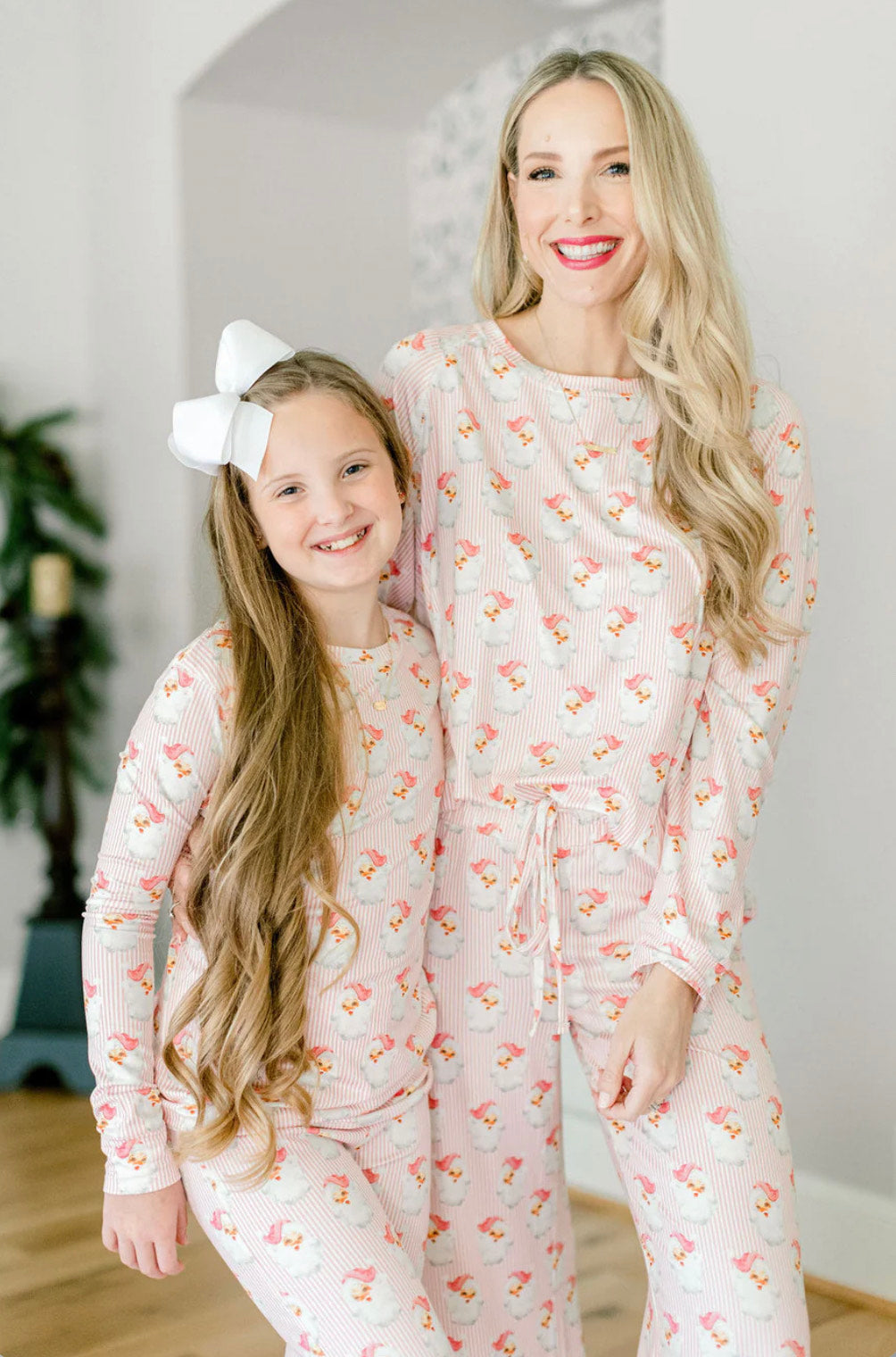 Kids' Pajamas Set -Santa Baby