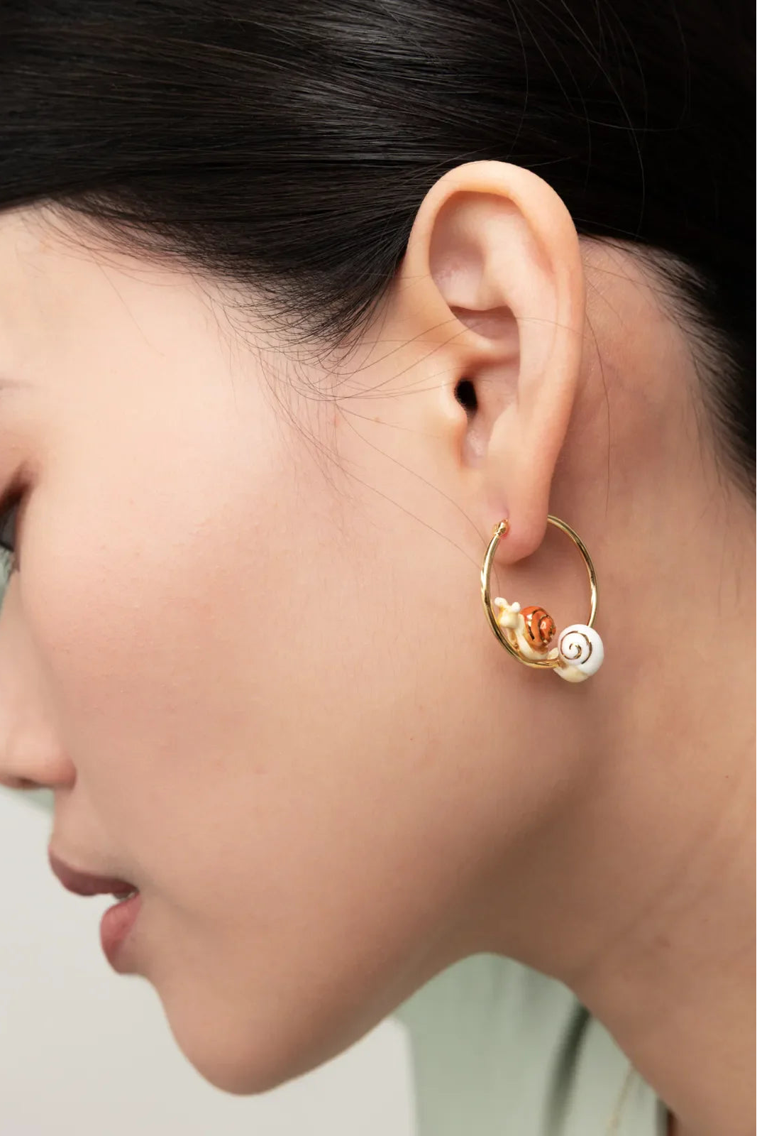 Nach - Couple of Snails Hoop Earrings