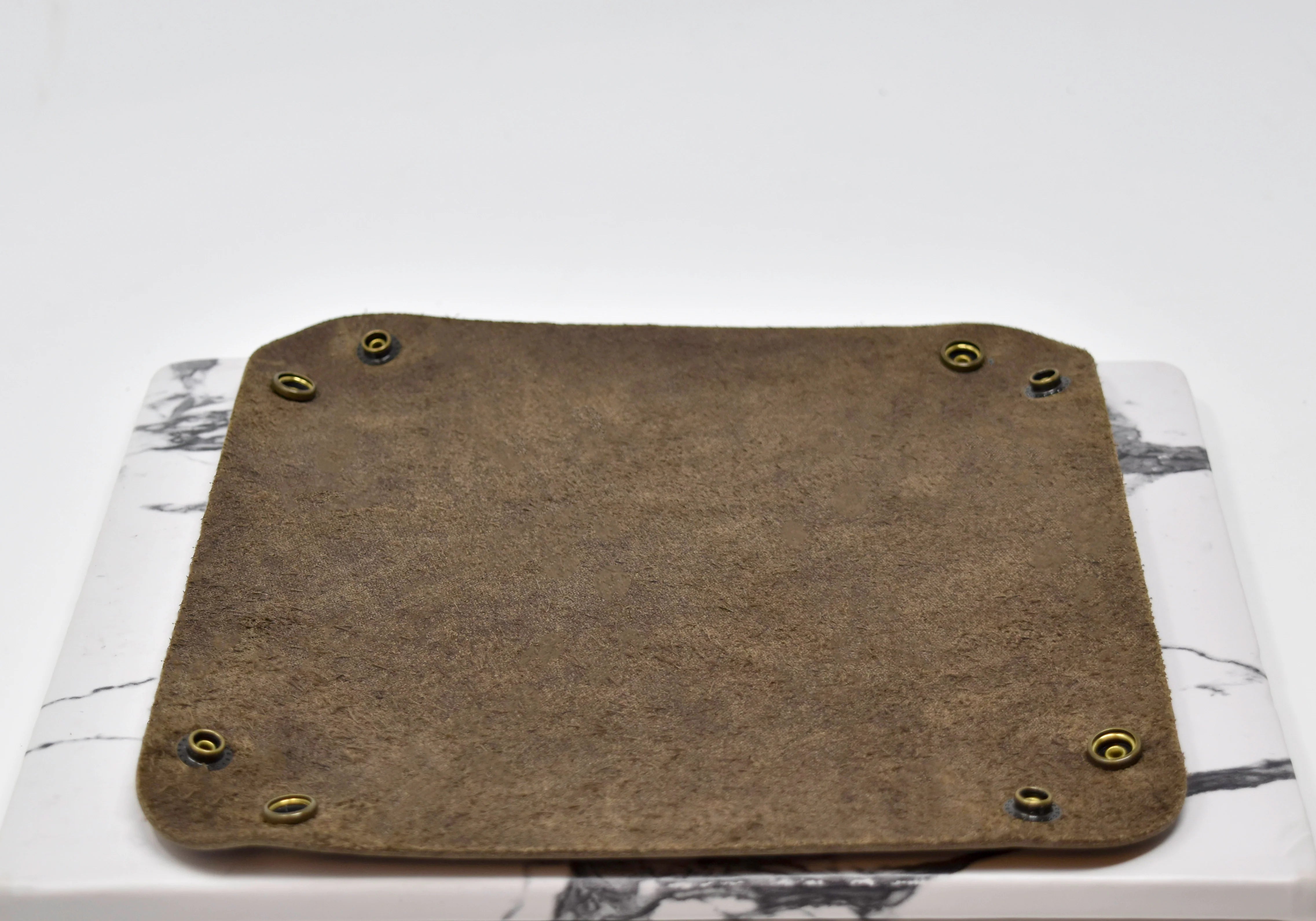 Snap Valet Tray (Chocolate)
