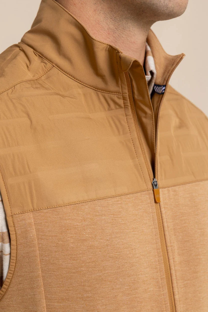 Southern Tide - Coligny Quilted Vest (Hazelnut Khaki)