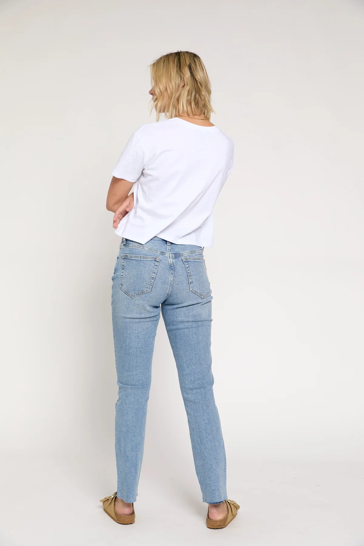 Oliver Logan - Crosby High Rise Jean (Classic Light Vintage)