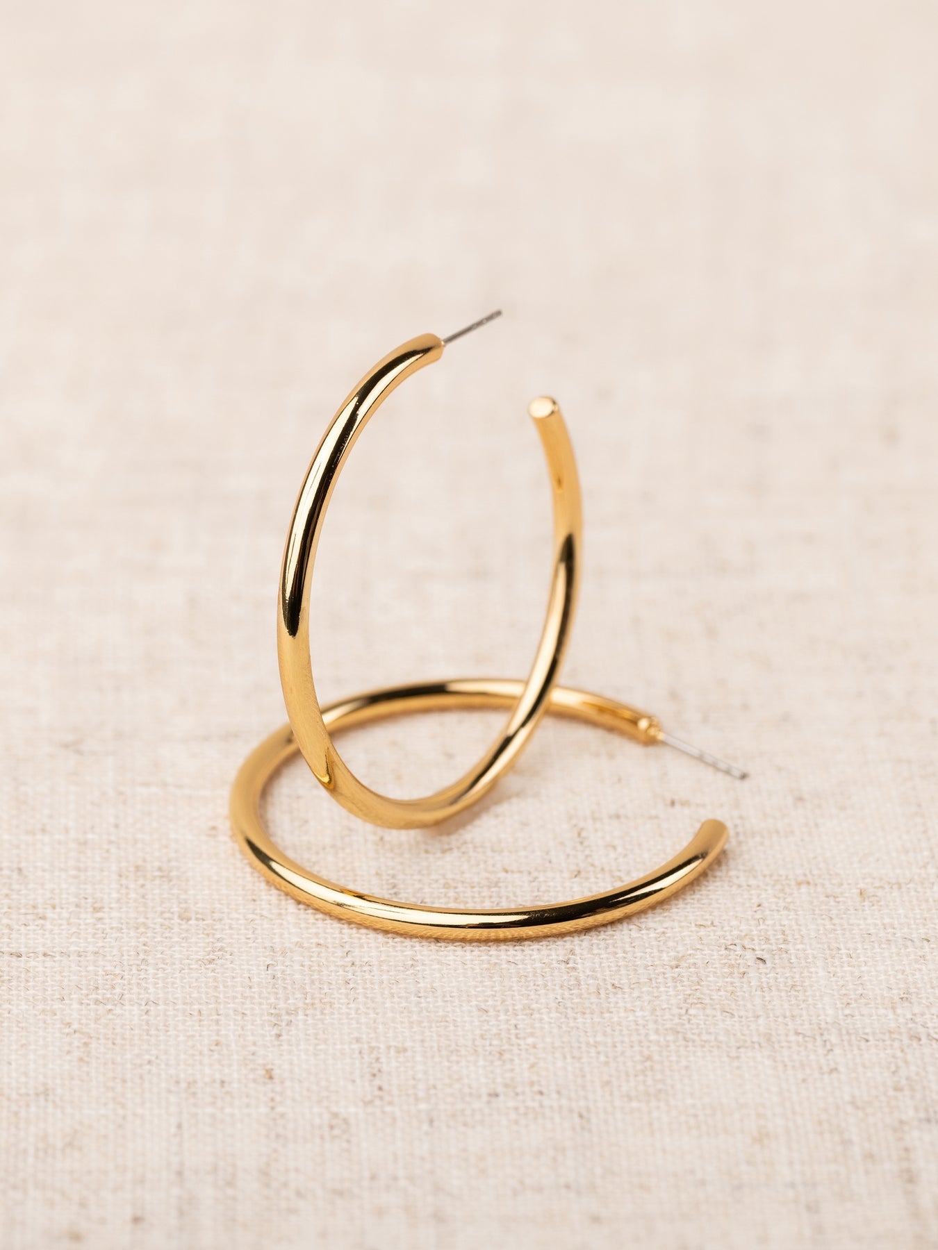 Michelle McDowell - Estonia Earrings - Shiny Gold