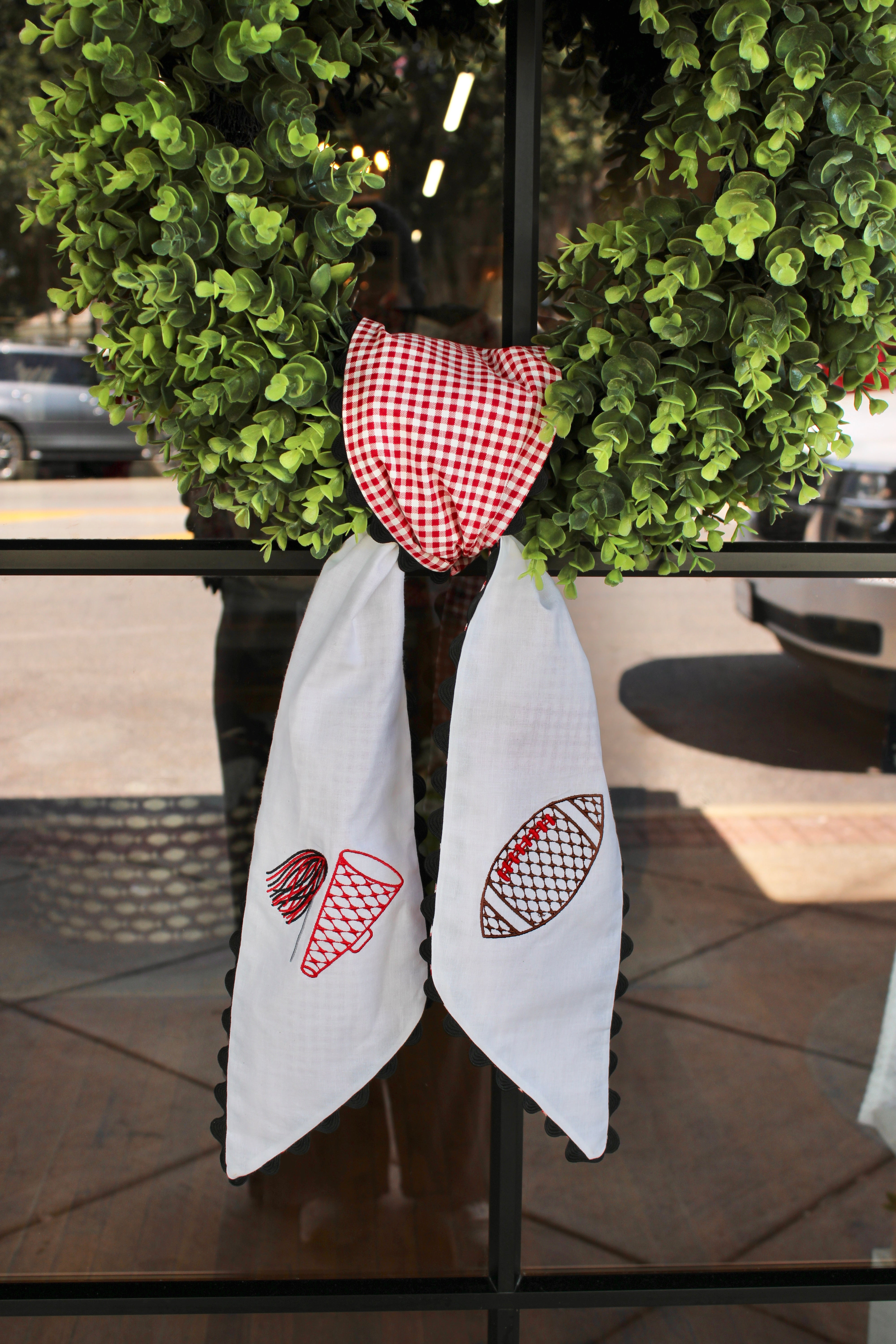 Marlowe Bespoke - Game Day Wreath Sash (Georgia)