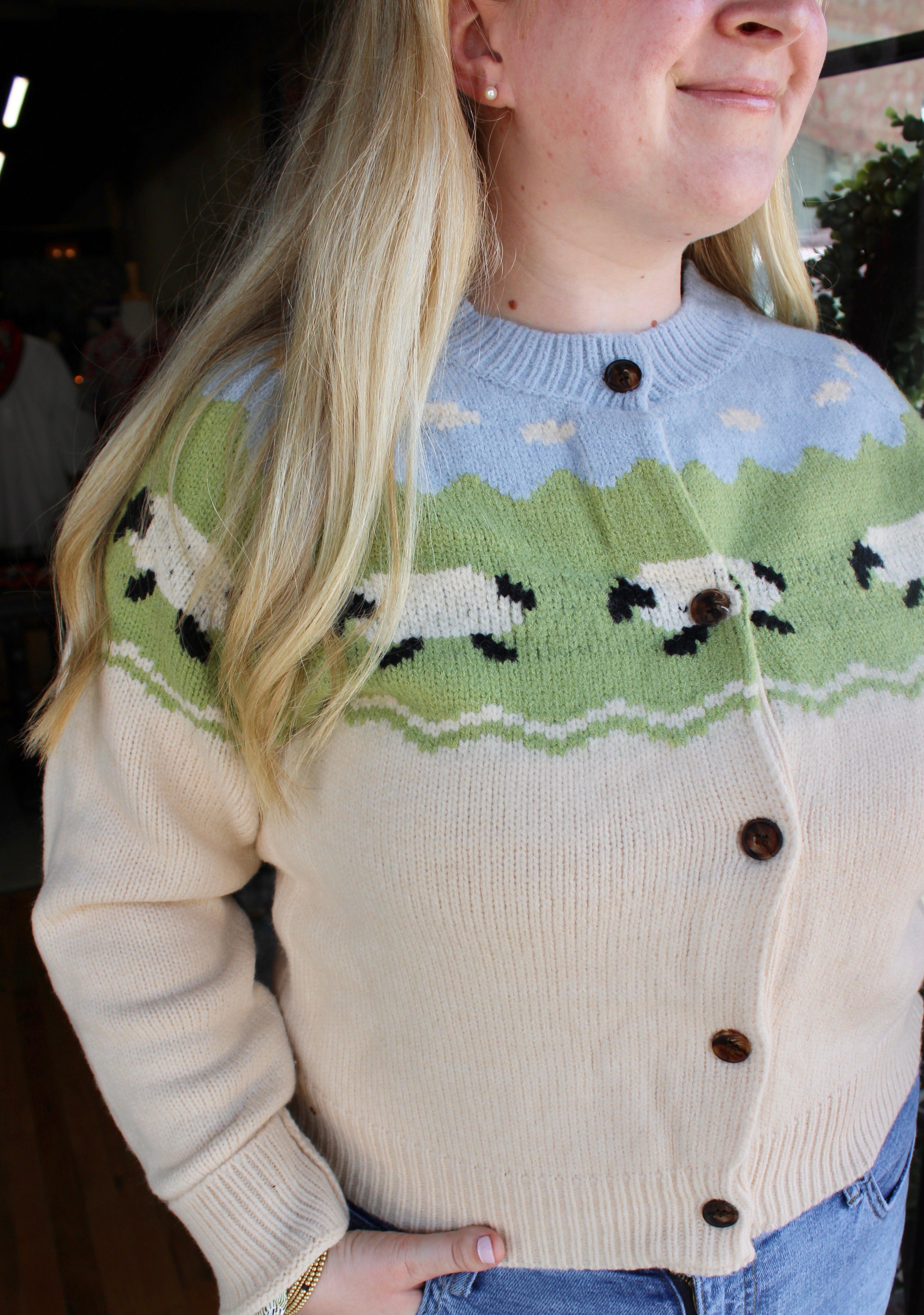 Sheep Cardigan (Cream)