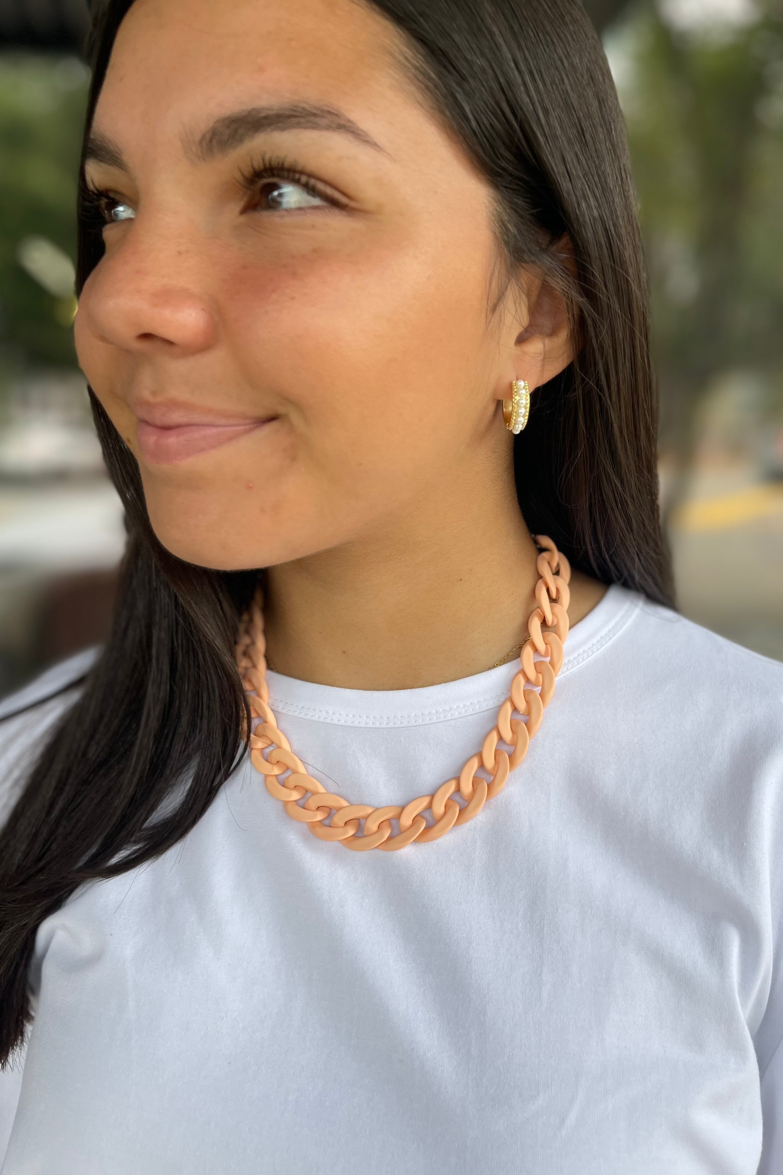 Links Necklace (Peach)