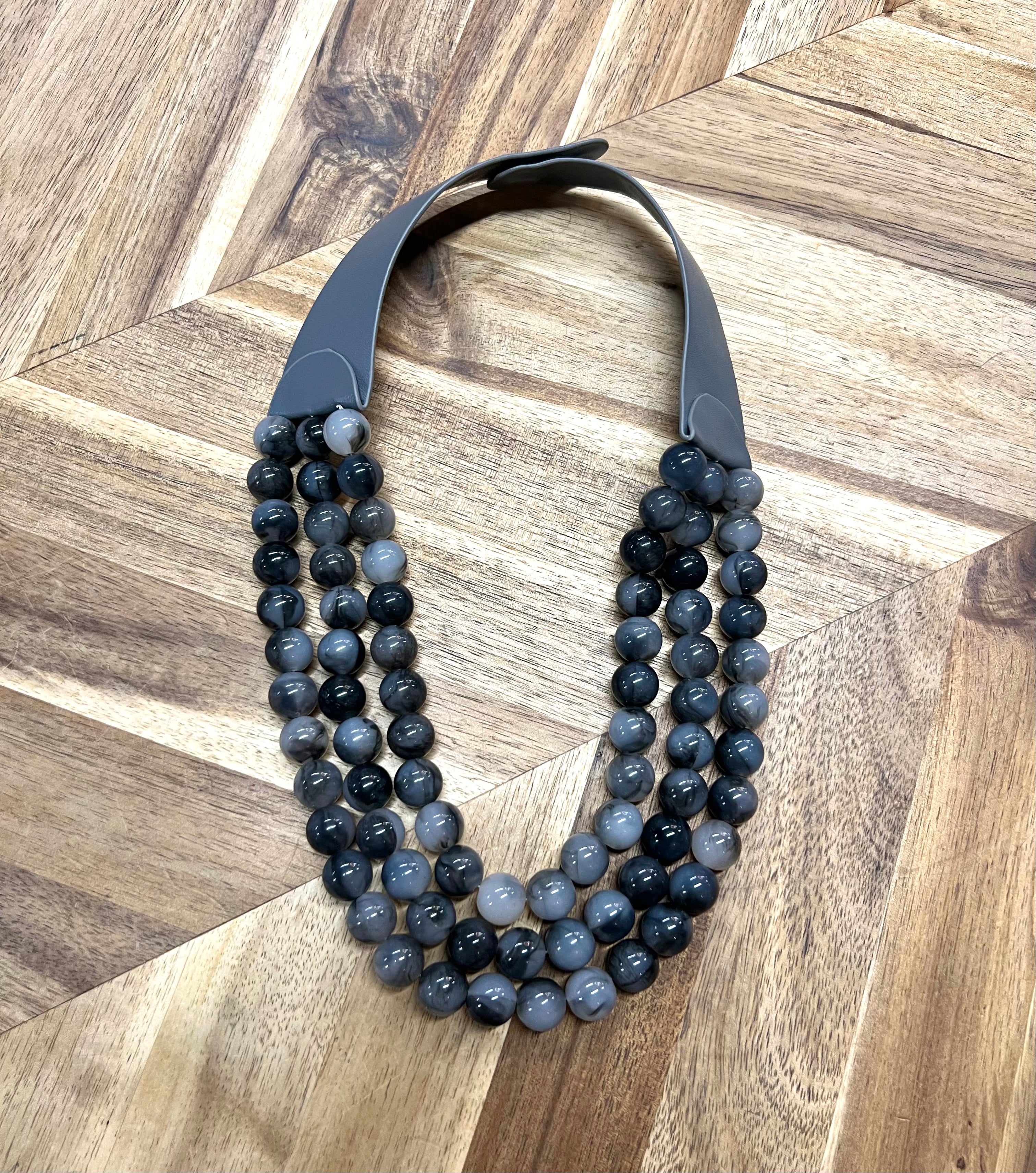 Marble Bead Necklace (Gray)