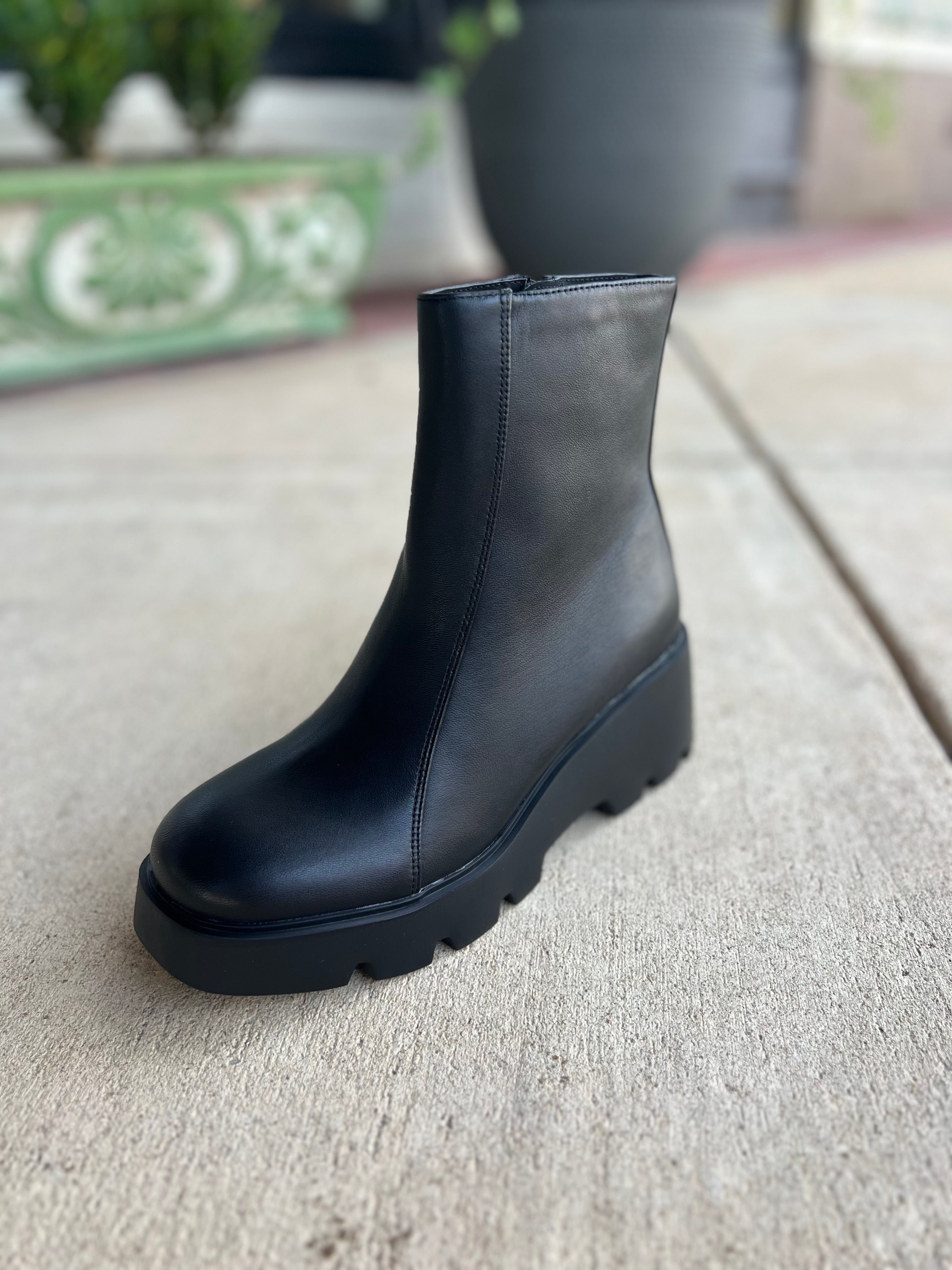Xenus Platform Ankle Boot -Black Leather