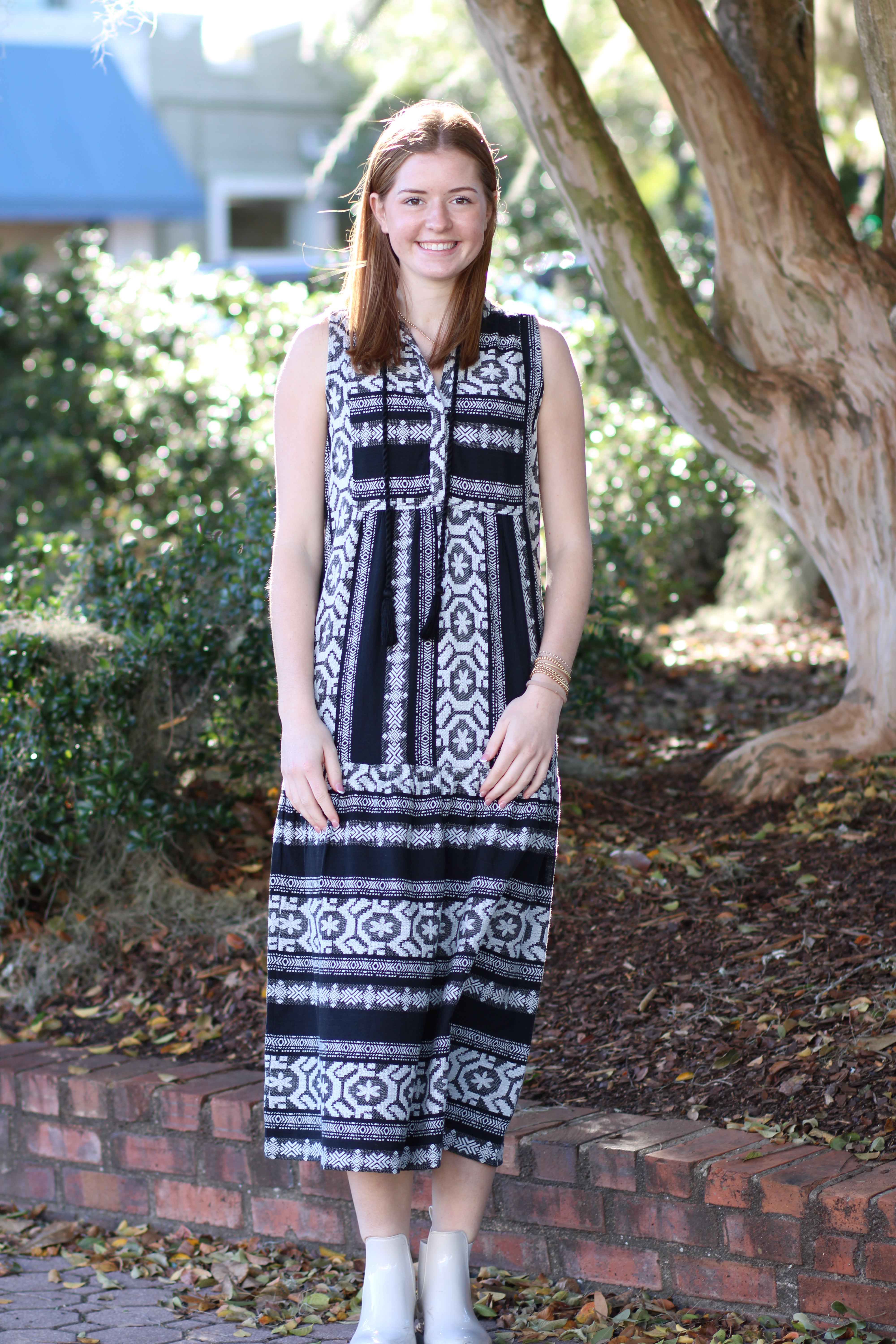 The Deidre Maxi Dress (Black/White)