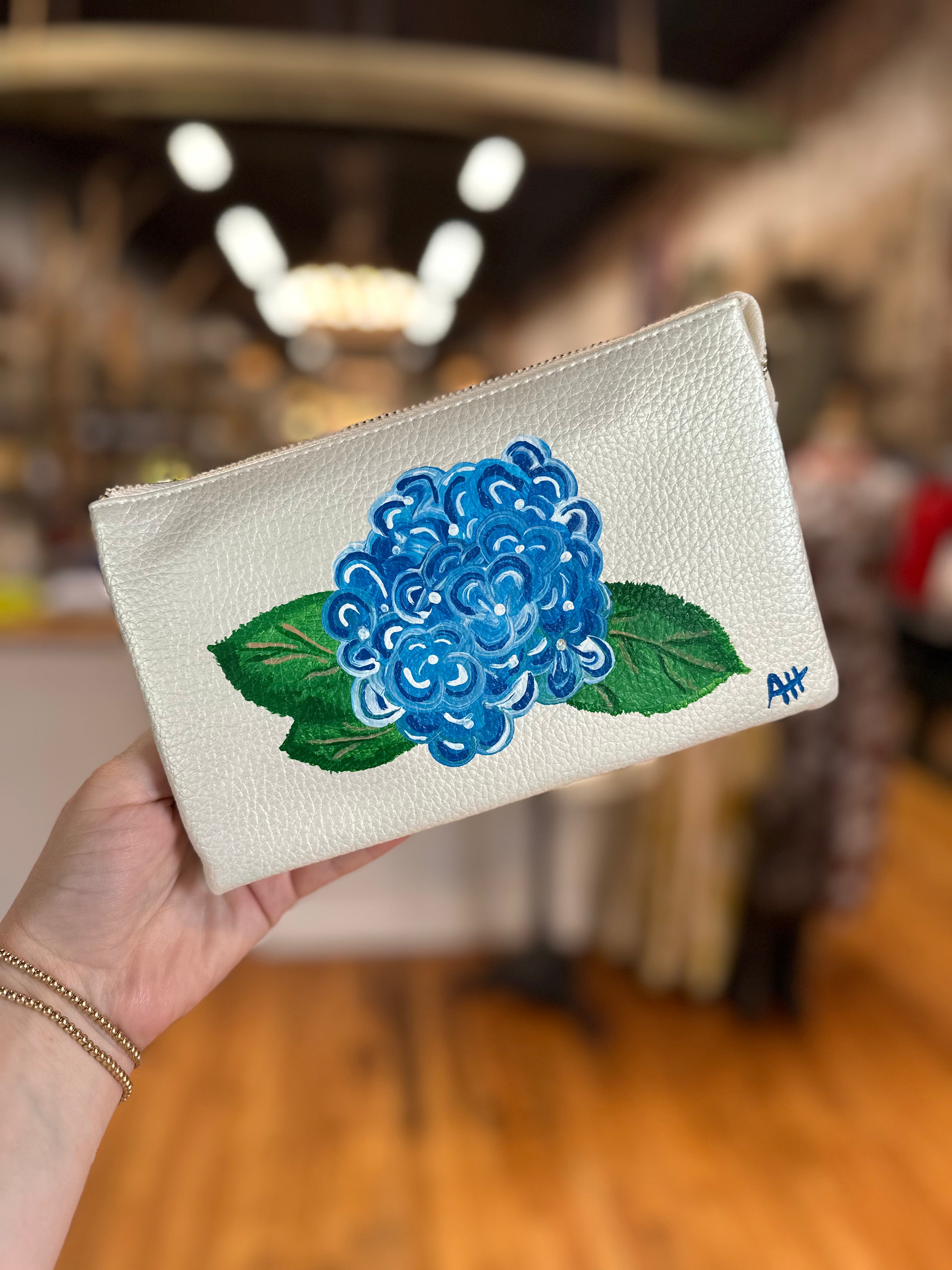 Hydrangea by AH - Liz Crossbody