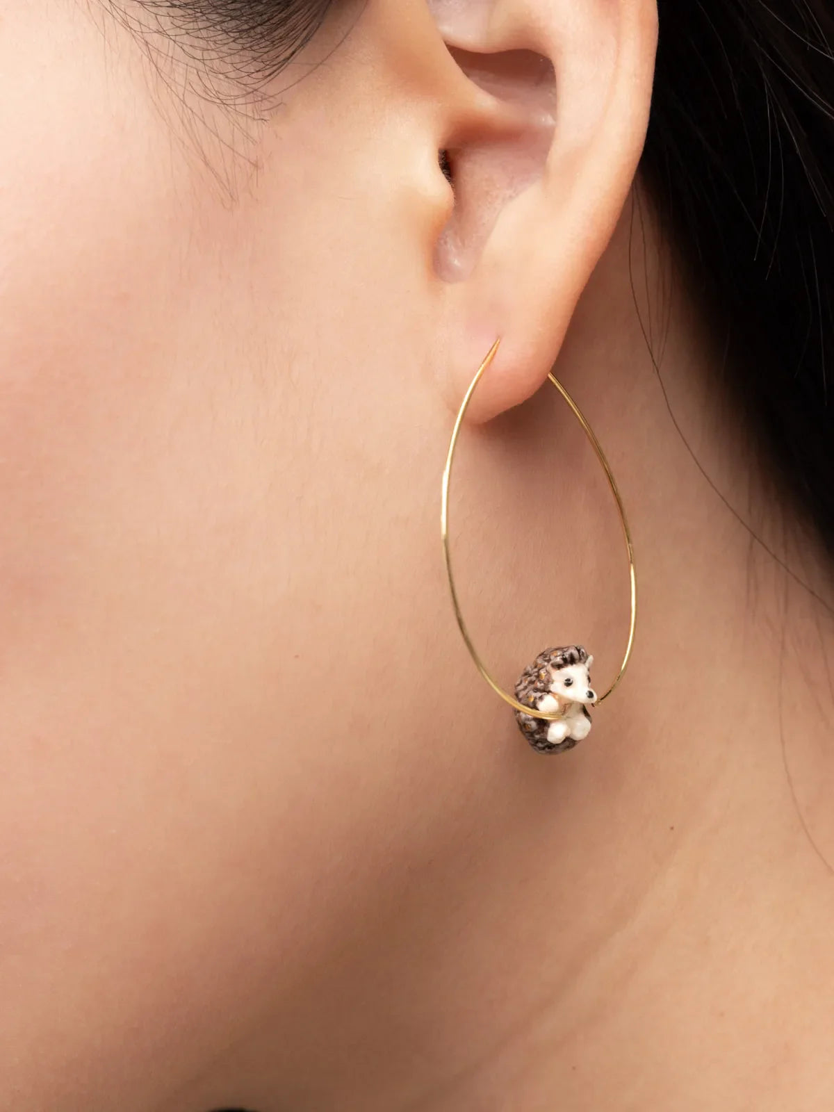 Nach - Hanging Hedgehog Hoop Earrings