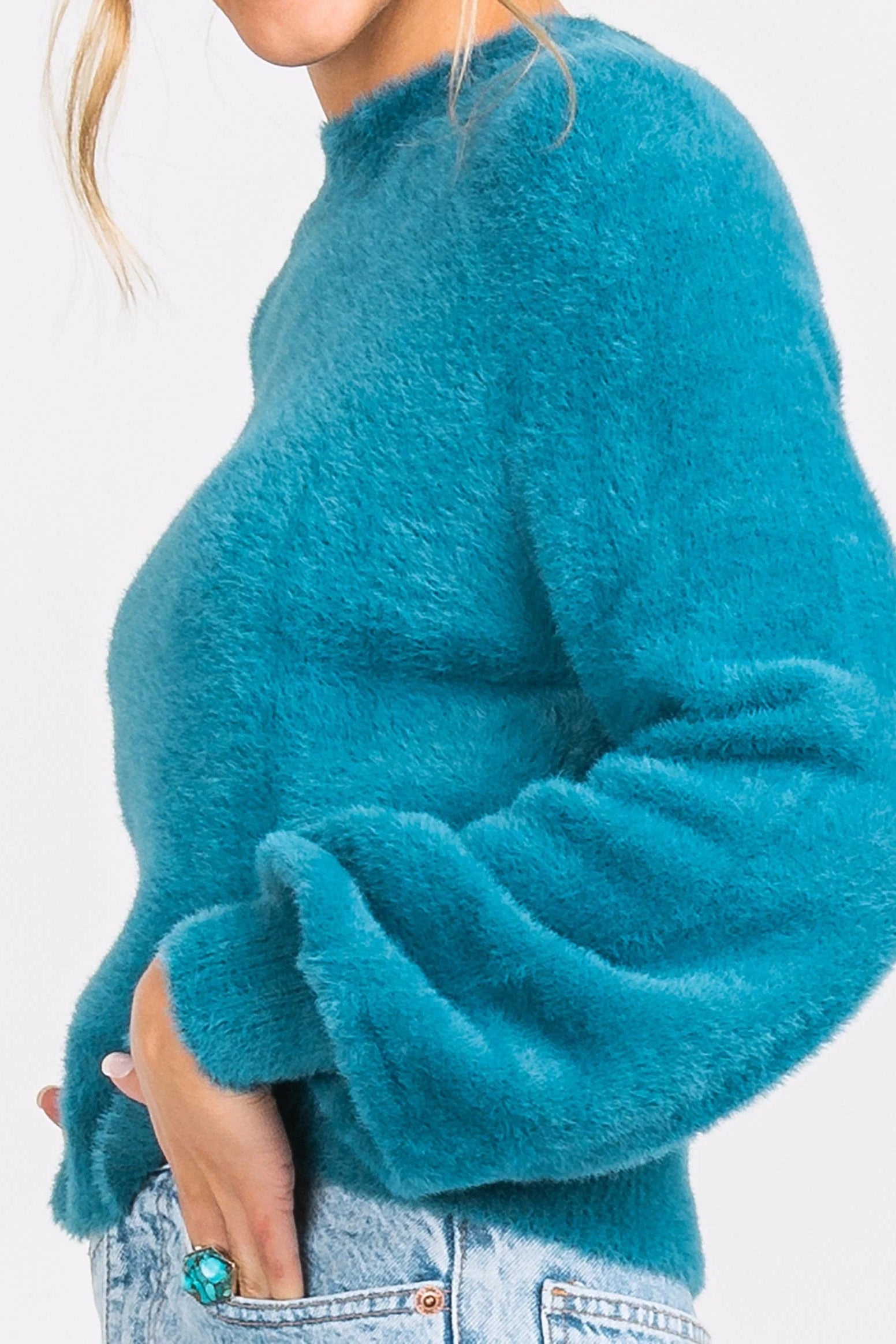 SSCO - Cropped Feather Knit Sweater (Dragonfly)