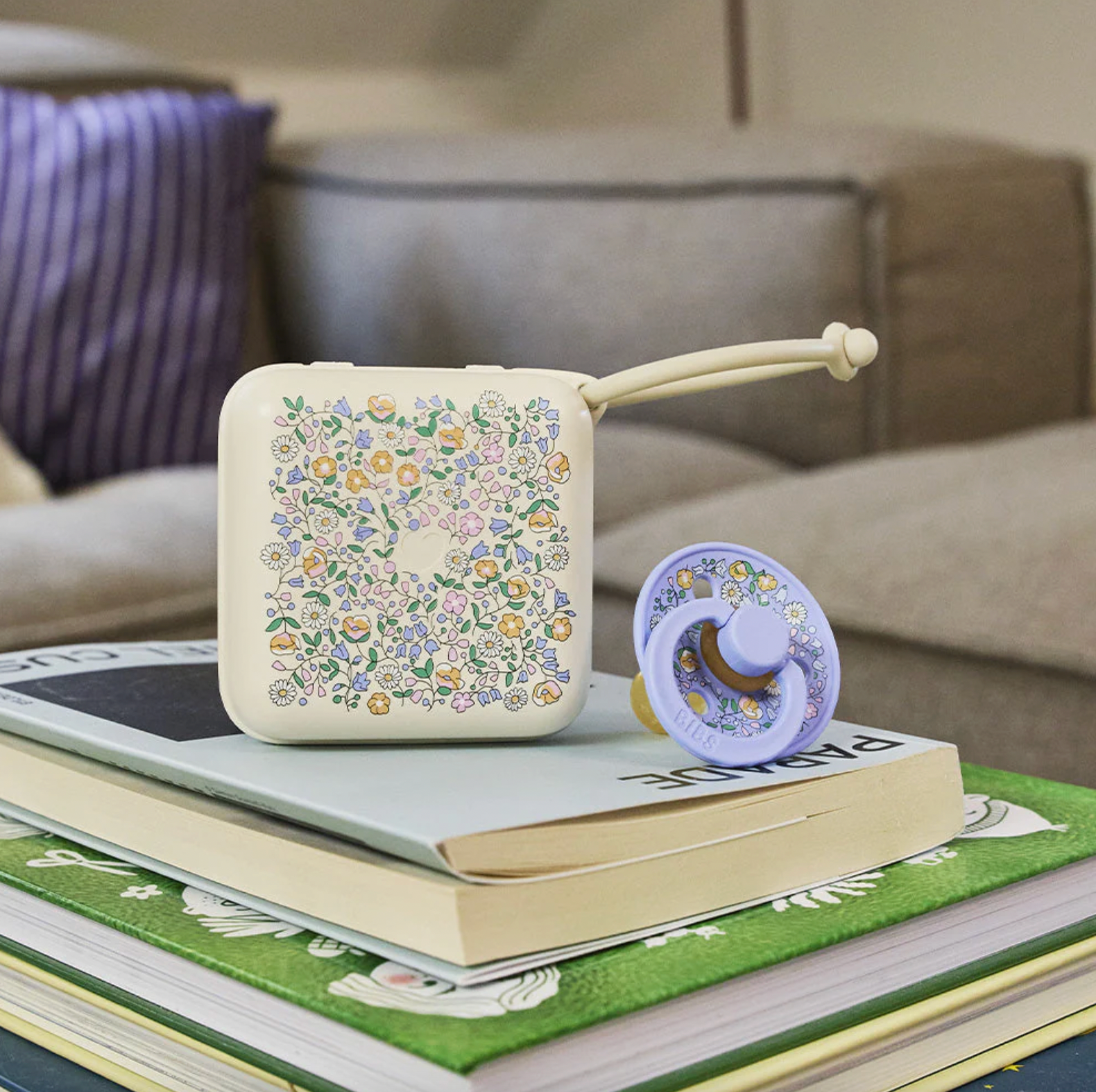 BIBS x LIBERTY Pacifier Box (Chloe Meadow)