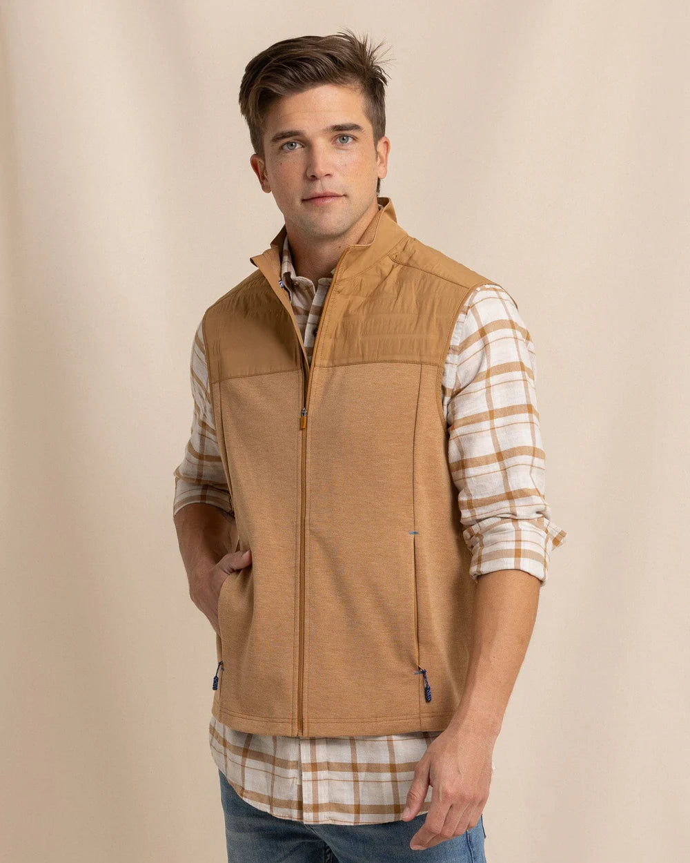 Southern Tide - Coligny Quilted Vest (Hazelnut Khaki)