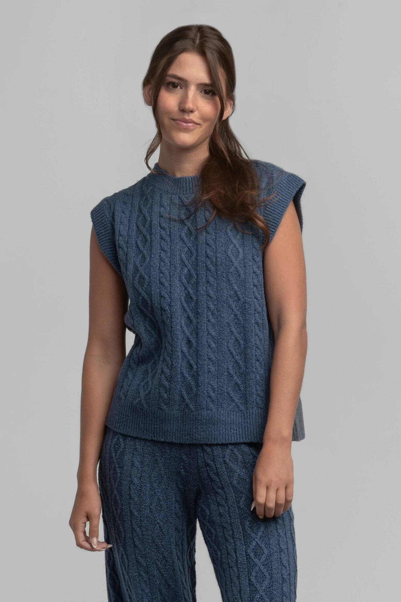 SSCO - Comfy Cozy Sweater Vest (Parchment)