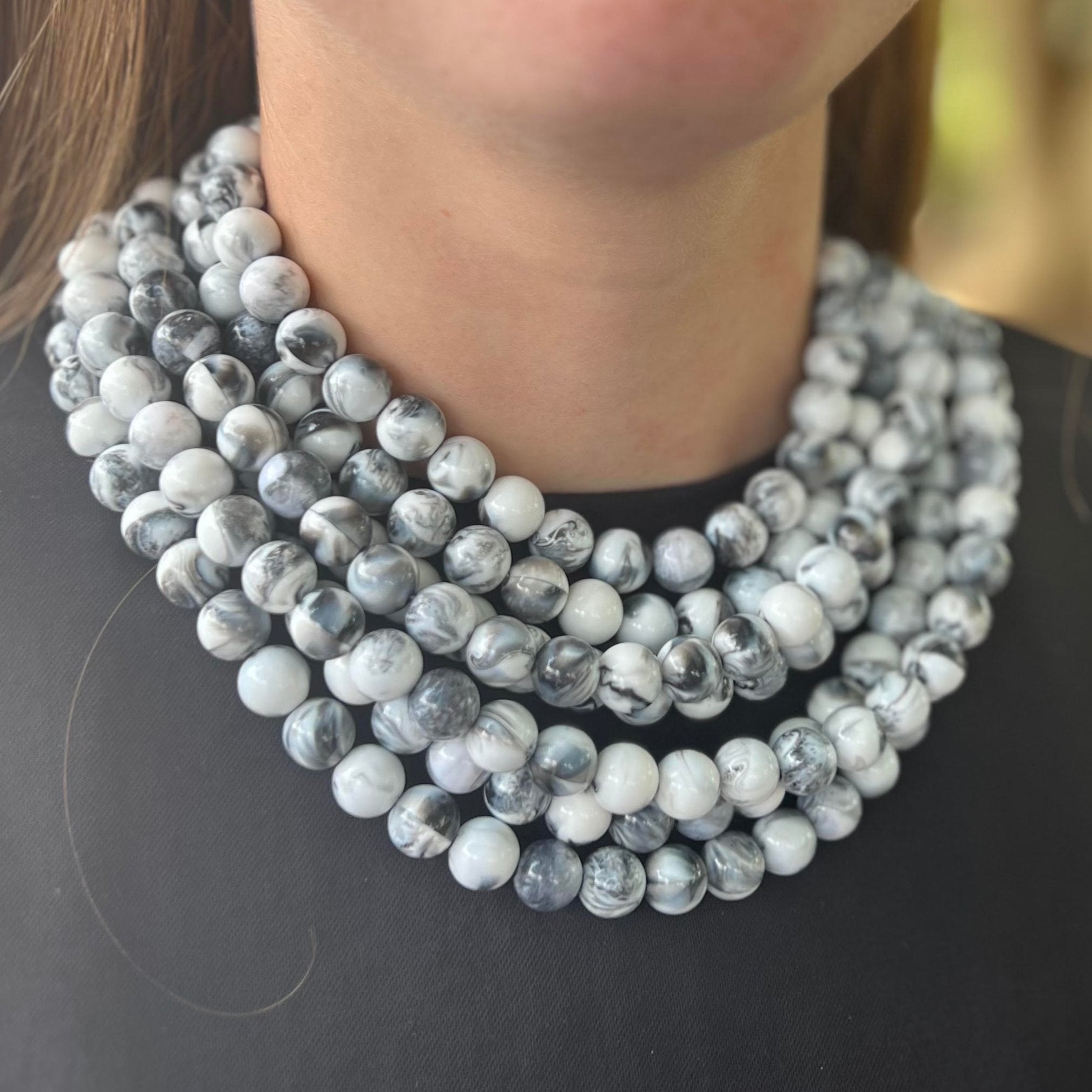 Agate Ball Beaded Necklace (Gray)